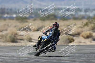 media/Dec-07-2025-CVMA (Sun) [[3e7d2de5dc]]/Race 5-Formula UL-CVMA Hooligans-American Thunder/